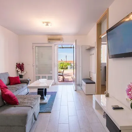 Lidija 2 Apartmán Makarská